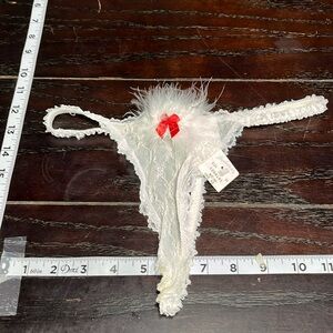 women’s thong NWT